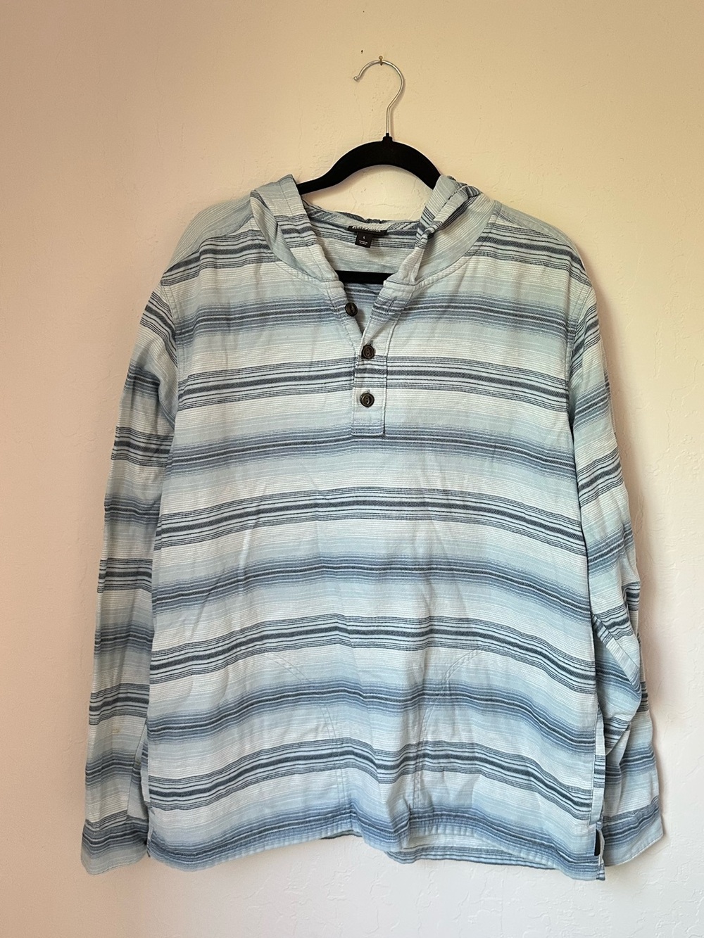 Patagonia Light Blue and Gray Striped Hooded Henley - Picture 5 of 5